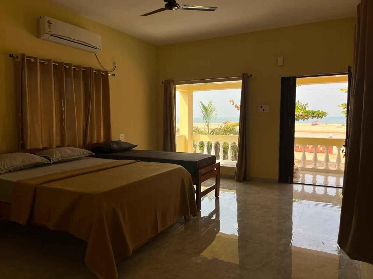 Klub Khavana- The Exclusive Beachfront Resort Vengurla Buitenkant foto